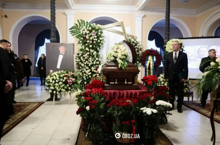 У Києві пройшло прощання з Віталієм Білоножком: перші фото з поховання